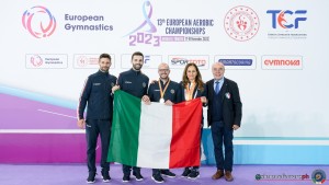 podium ph simone ferraro sfa05609 copia